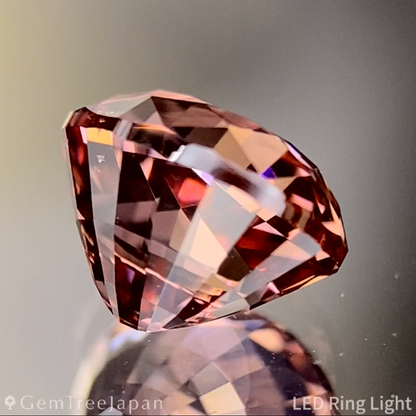 Malaya Garnet (Pyralspite) 2.027ct / Tanzania