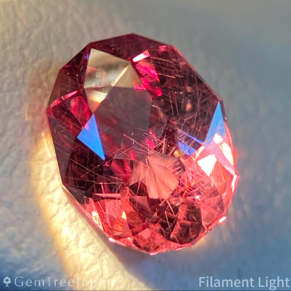 【Trial Price】Color Change Garnet (Pyralspite) 1.382ct / Tanzania