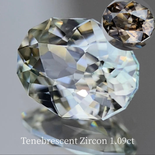 UV Tenebrescent Zircon 1.103ct