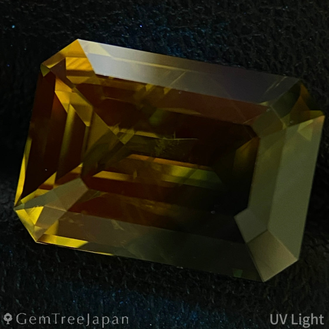 Bi-Color Sapphire 10.216ct / Nigeria