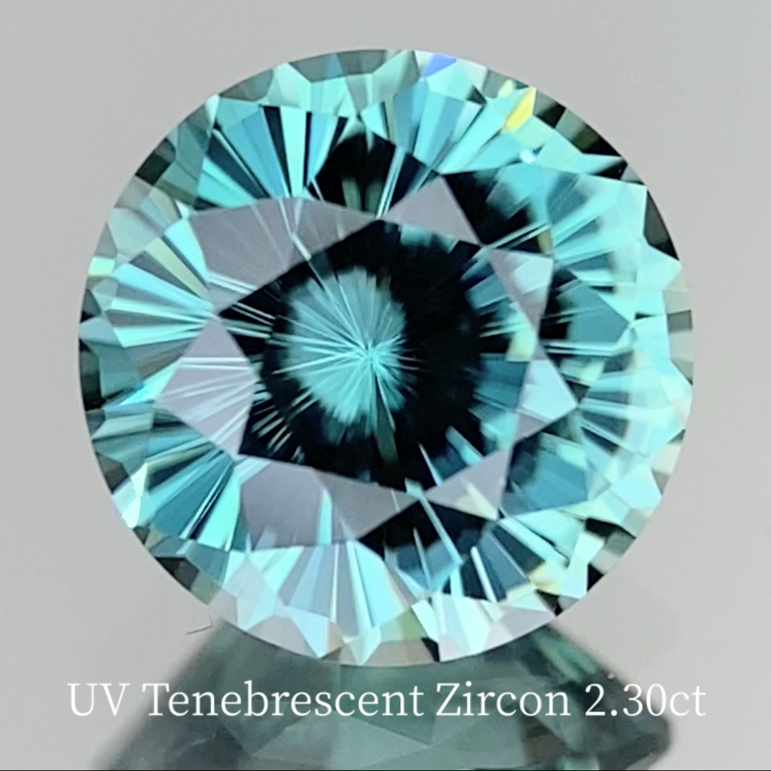 UV Tenebrescent Zircon 2.307ct