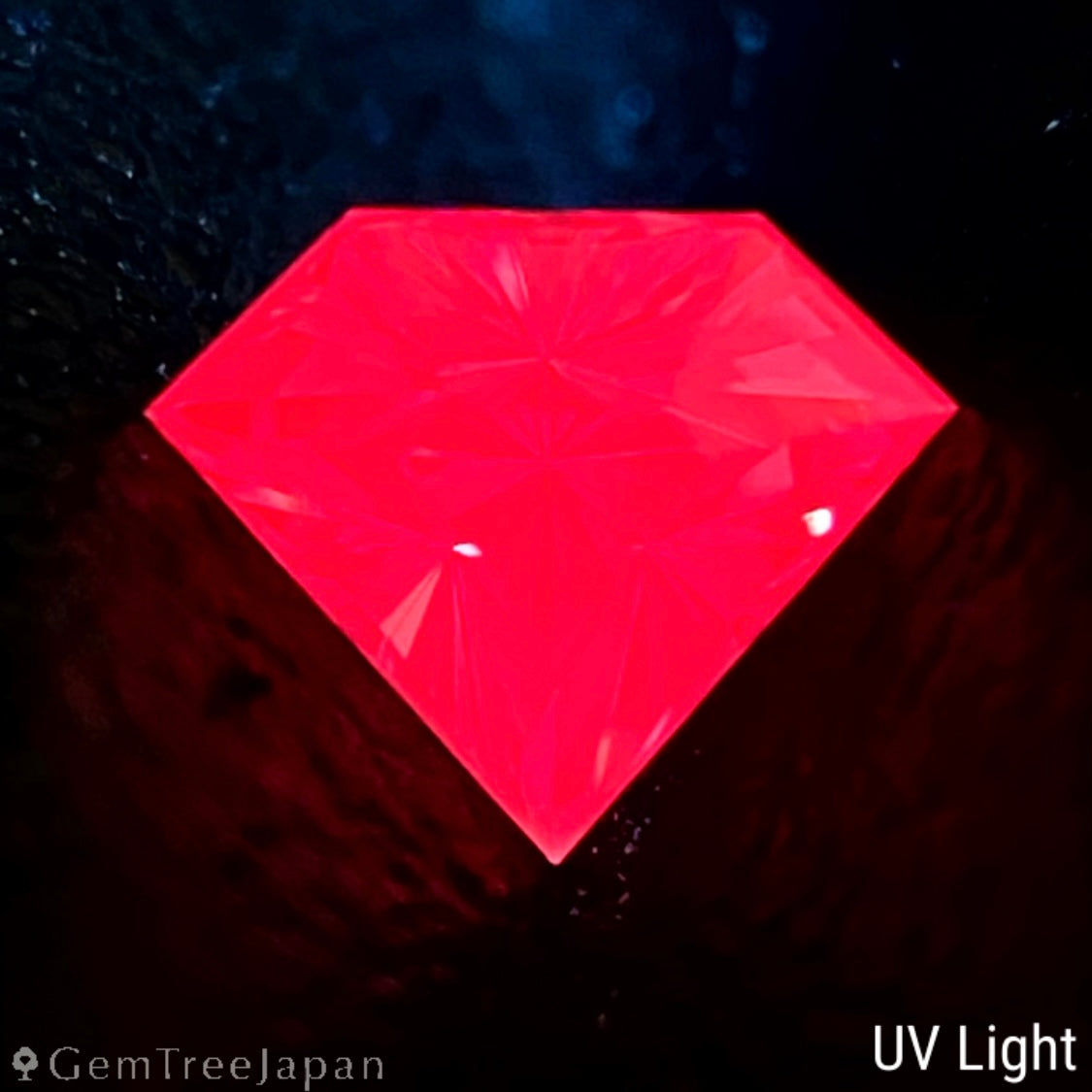 Un-Heat Padparadscha Sapphire 0.327ct / Sri Lanka