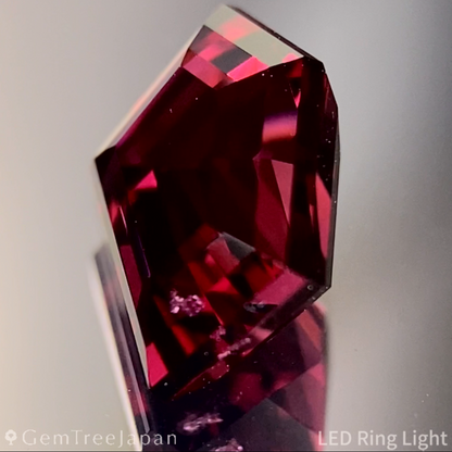 Malaya Garnet 3.335ct / Tanzania