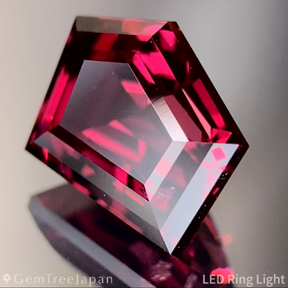 Malaya Garnet 3.335ct / Tanzania