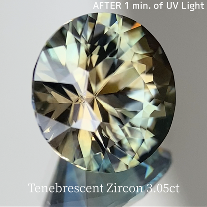 UV Tenebrescent Zircon 3.061ct