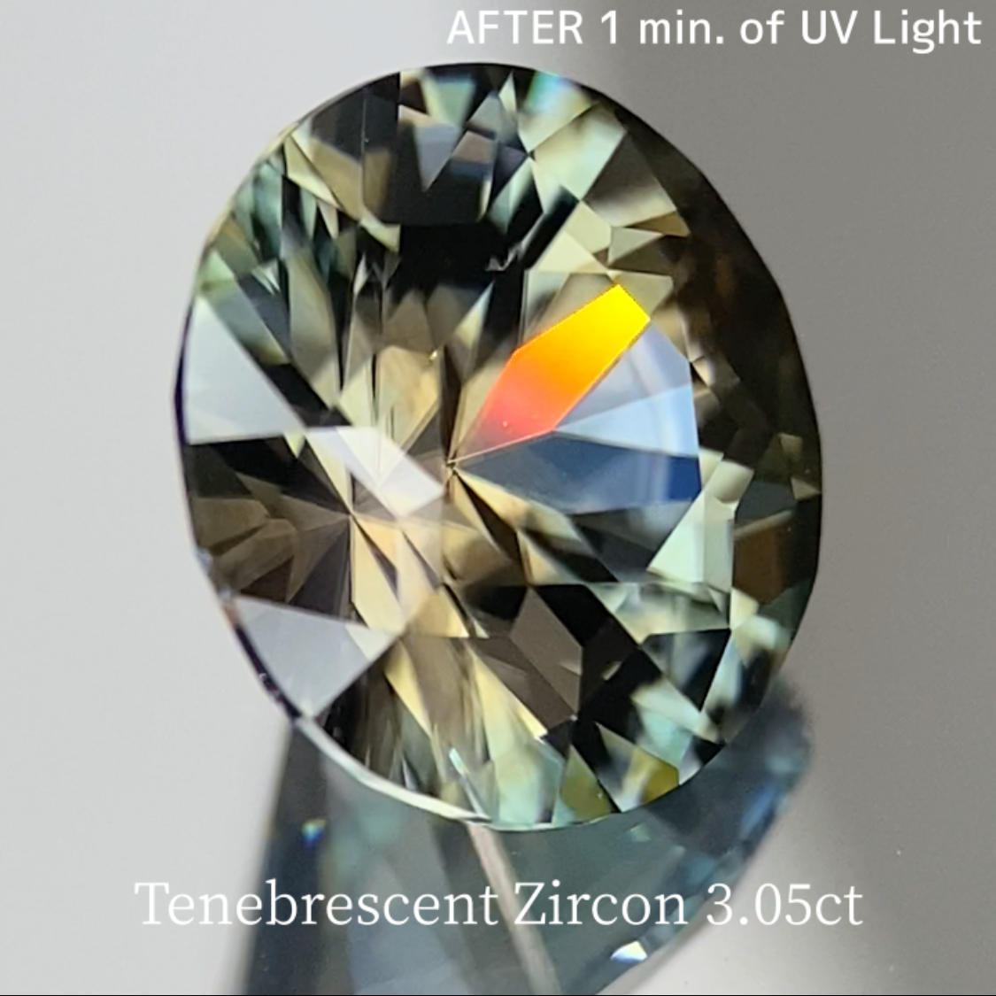 UV Tenebrescent Zircon 3.061ct