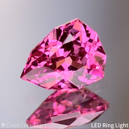 Orangy Pink Spinel 0.452ct / Vietnam