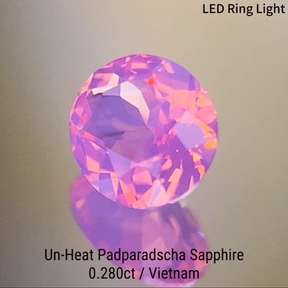 Un-Heat Padparadscha Sapphire 0.280ct / Vietnam