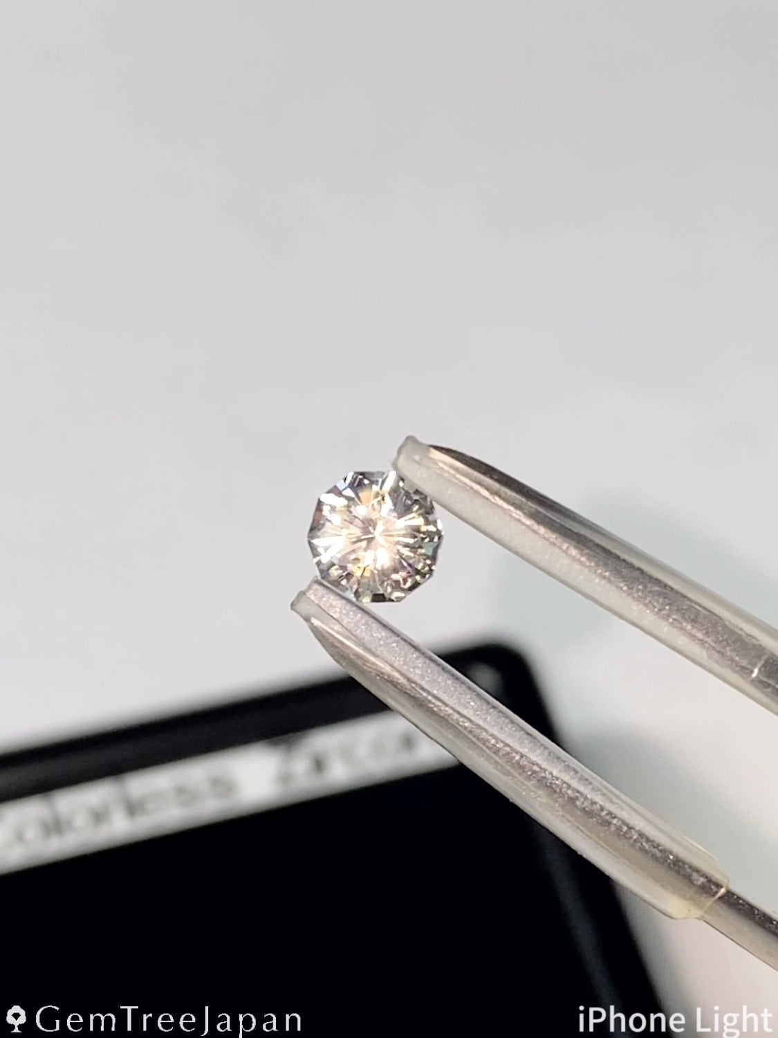 【Trial Price】Colorless Zircon 0.52ct (10) / Cambodia