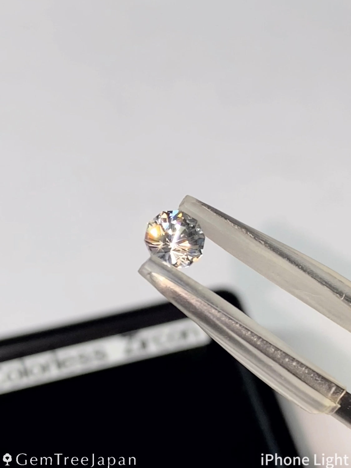 【Trial Price】Colorless Zircon 0.52ct (10) / Cambodia