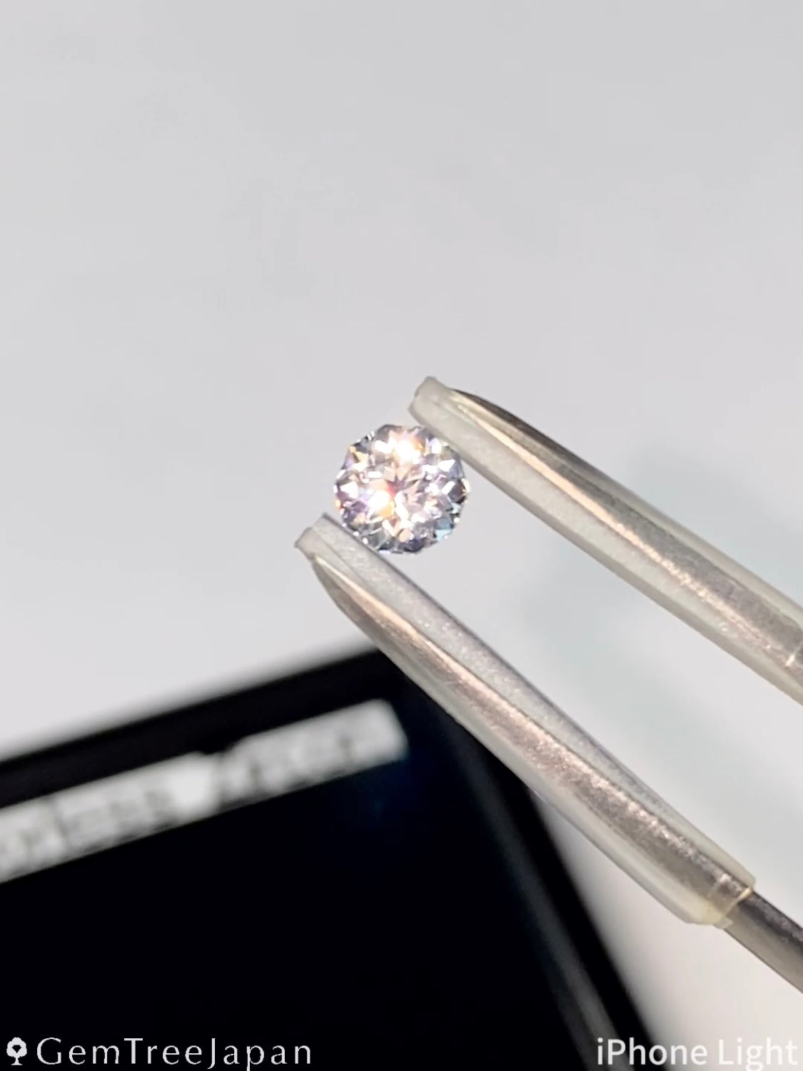【Trial Price】Colorless Zircon 0.38ct / Cambodia
