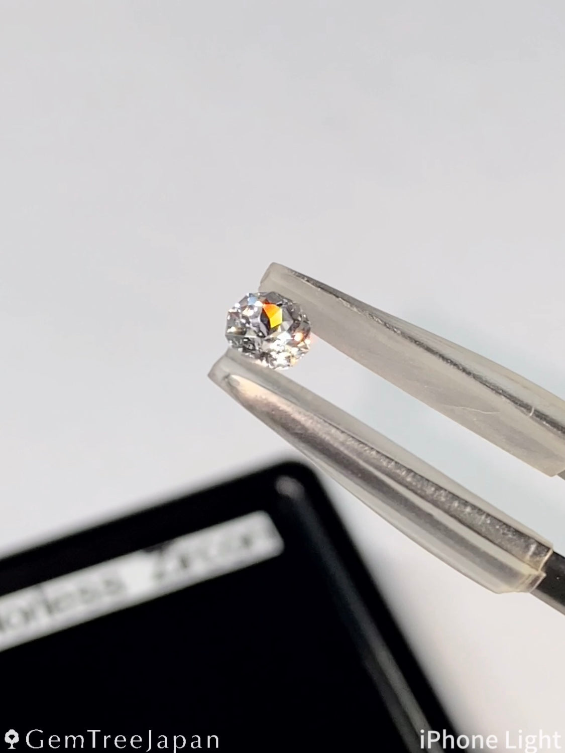 【Trial Price】Colorless Zircon 0.44ct (12) / Cambodia
