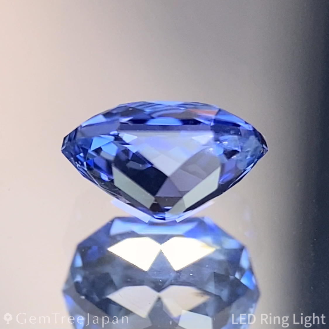 Unheated Sapphire 0.809ct / Sri Lanka