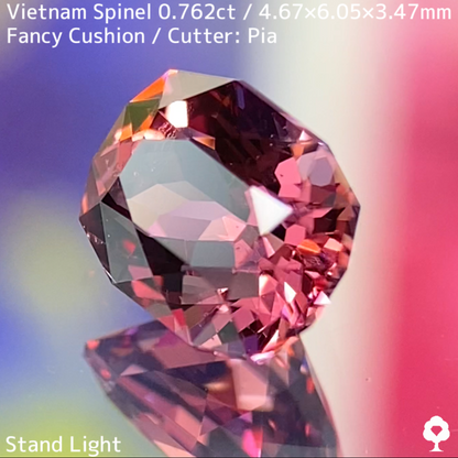 Spinel 0.762ct / Vietnam