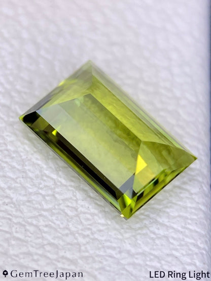 【Trial Price】"3-4 Steps" Peridot 0.89ct / U.S.A.