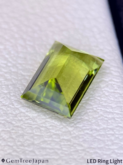 【Trial Price】"3-4 Steps" Peridot 0.89ct / U.S.A.
