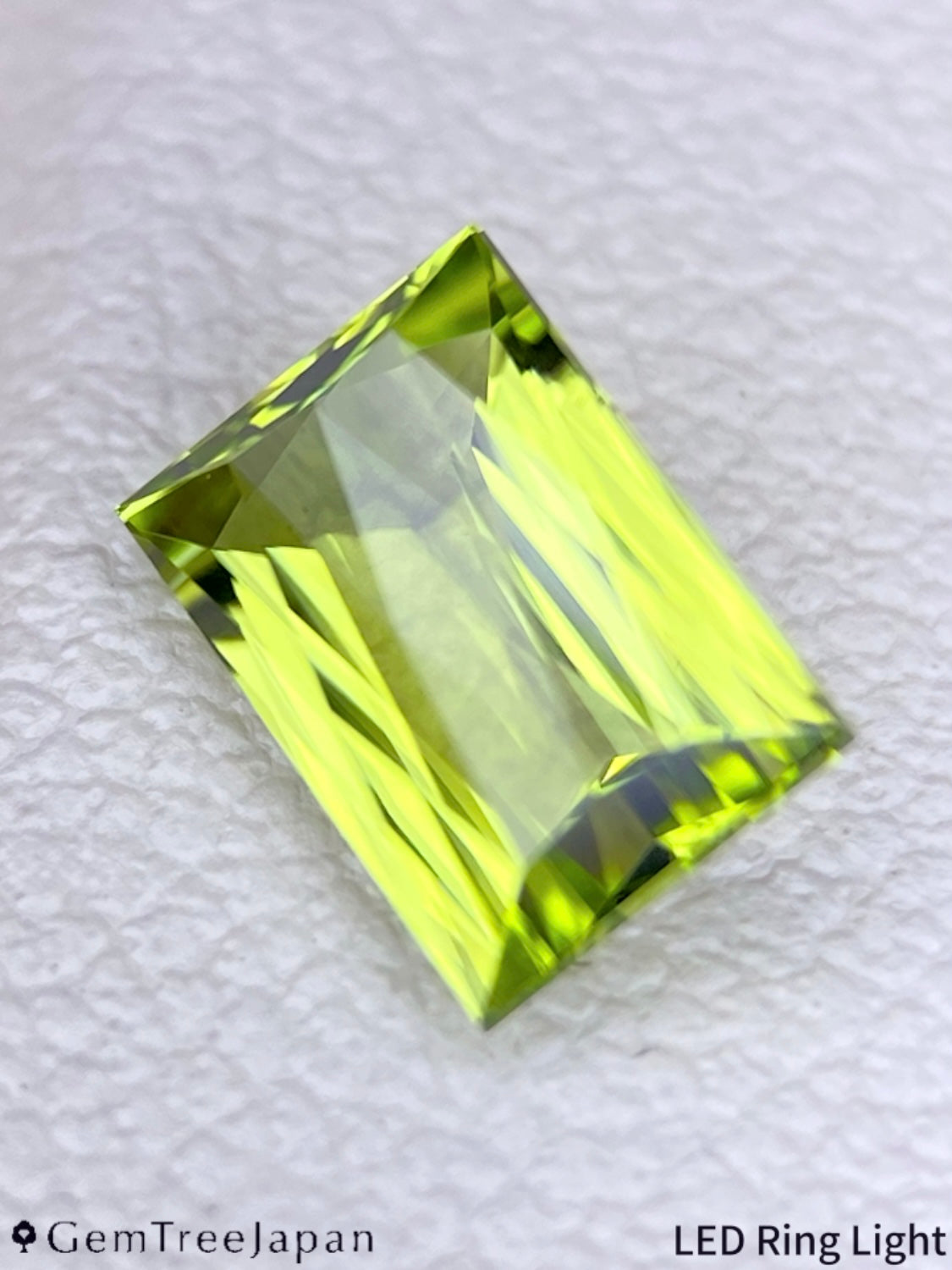 【Trial Price】"Ayatori Cut" Peridot 0.89ct / U.S.A.