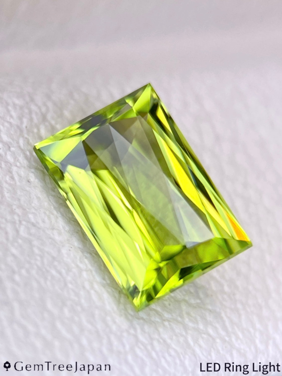 【Trial Price】"Ayatori Cut" Peridot 0.89ct / U.S.A.