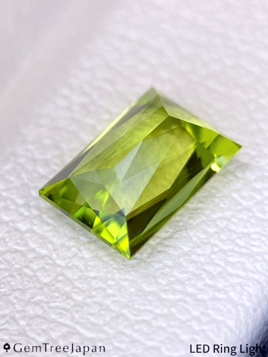 【Trial Price】"Ayatori Cut" Peridot 0.89ct / U.S.A.