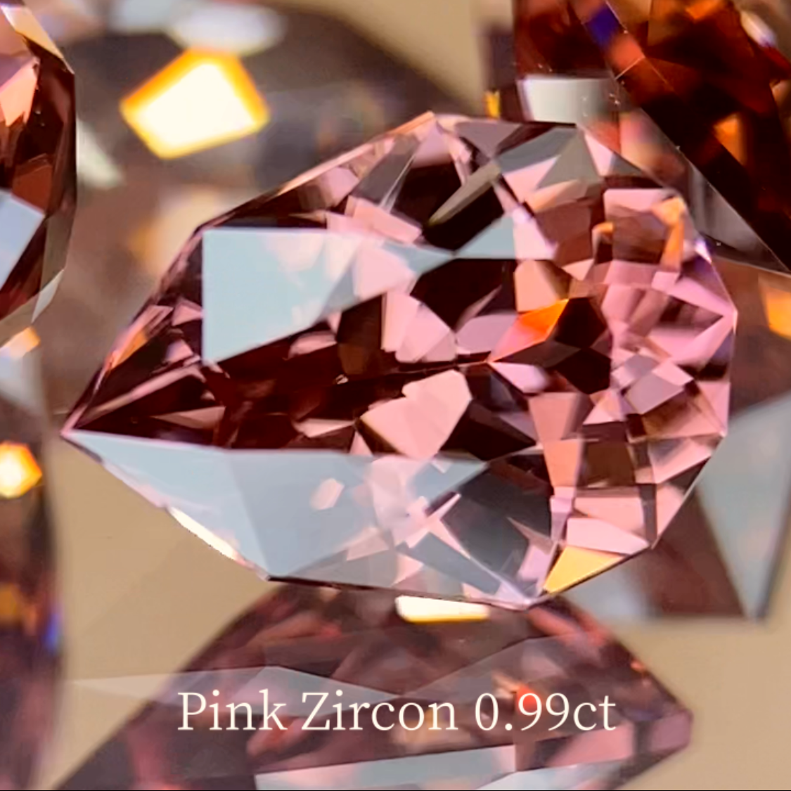 Pink Zircon 0.99ct