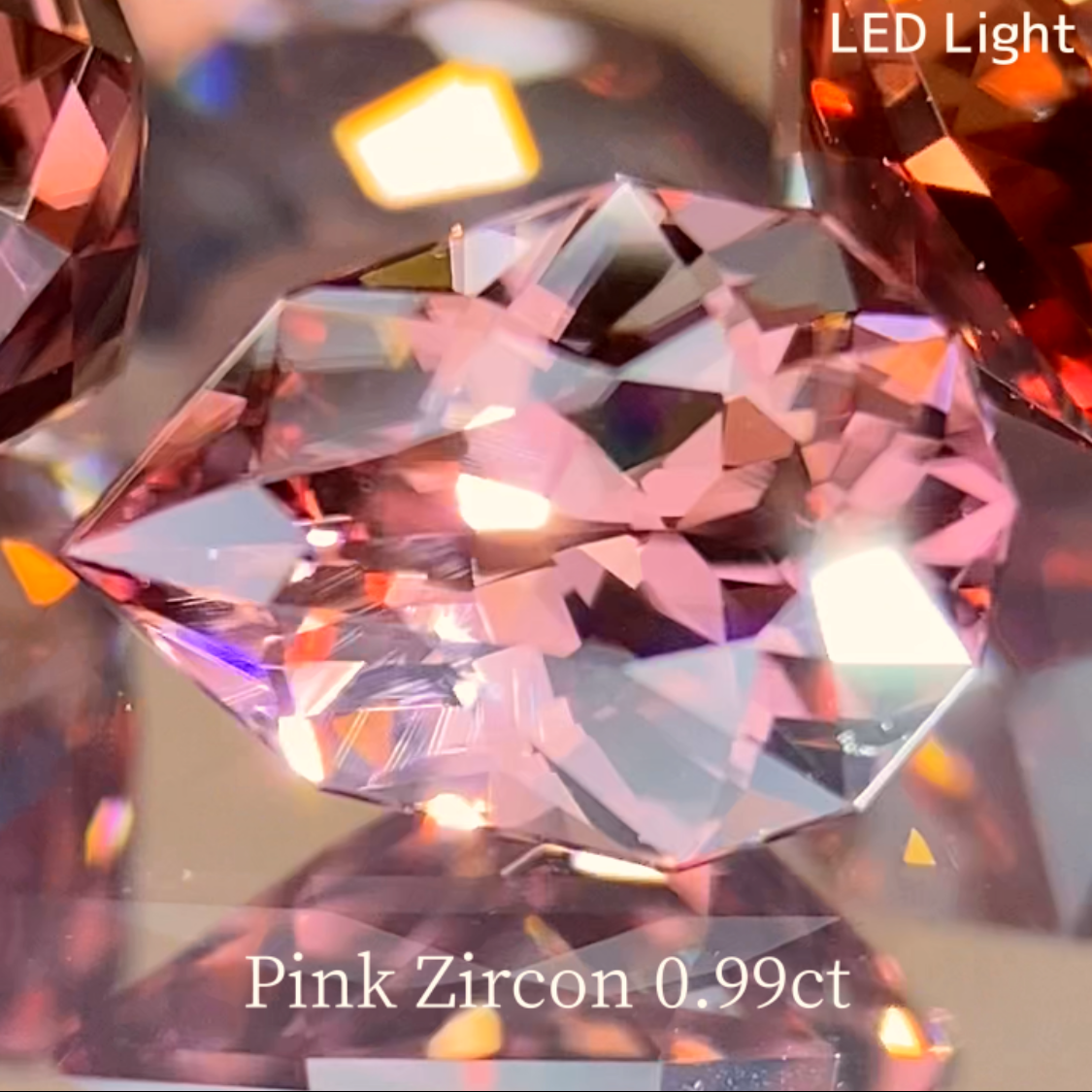 Pink Zircon 0.99ct