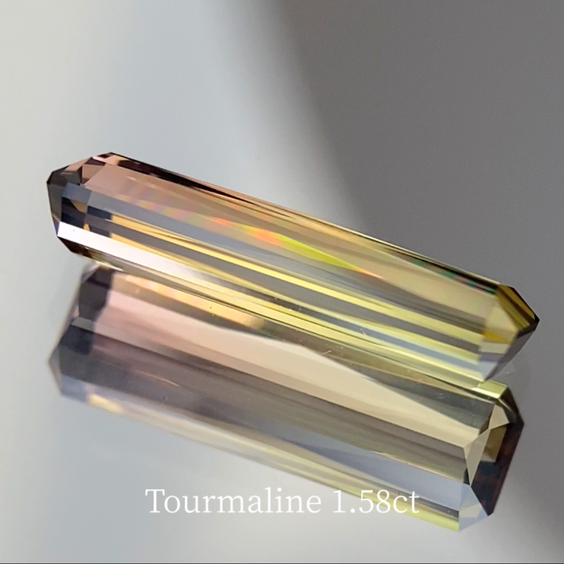 Bi-Color Tourmaline 1.583ct