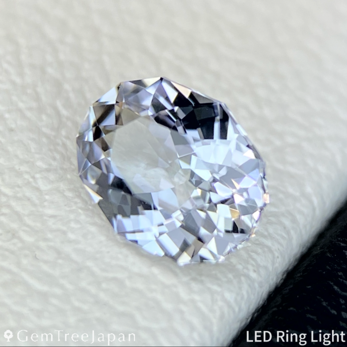 【Nori's Gem】Near Colorless Zoisite 0.560ct / Tanzania