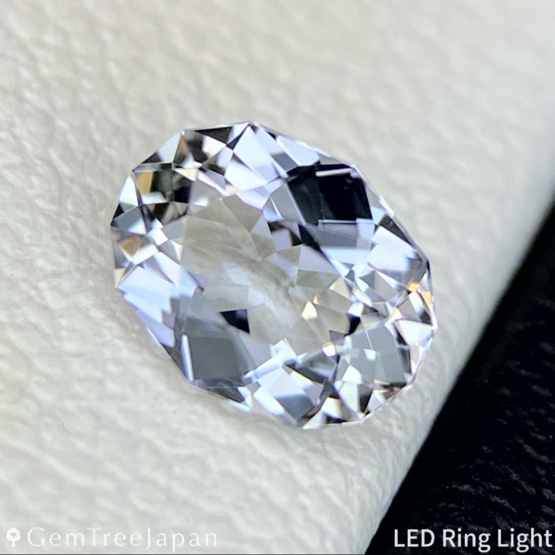 【Nori's Gem】Near Colorless Zoisite 0.560ct / Tanzania
