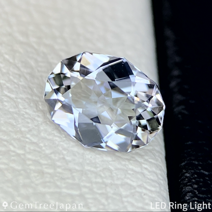 【Nori's Gem】Near Colorless Zoisite 0.560ct / Tanzania