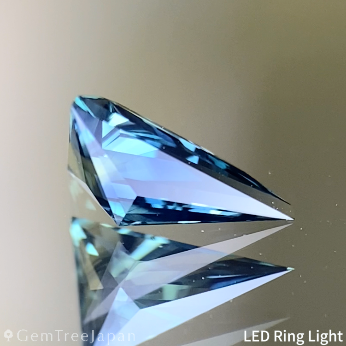 Teal Blue Sapphire 0.536ct / Nigeria