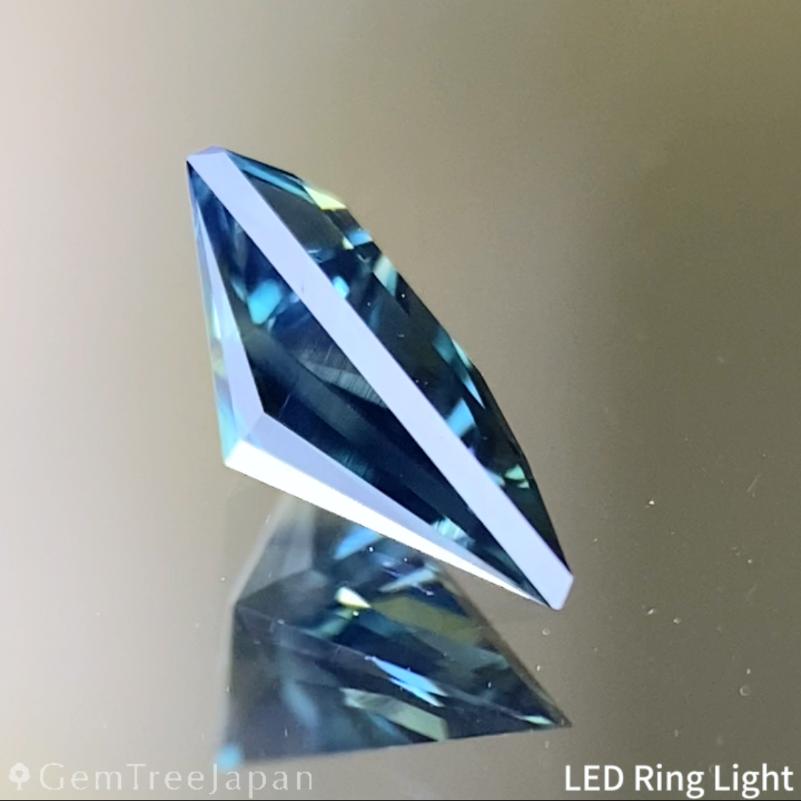 Teal Blue Sapphire 0.536ct / Nigeria