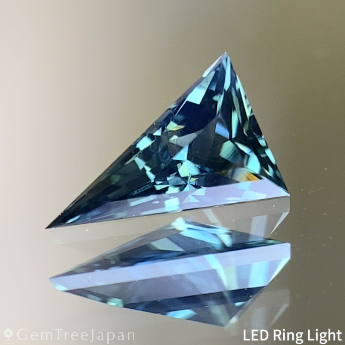 Teal Blue Sapphire 0.536ct / Nigeria