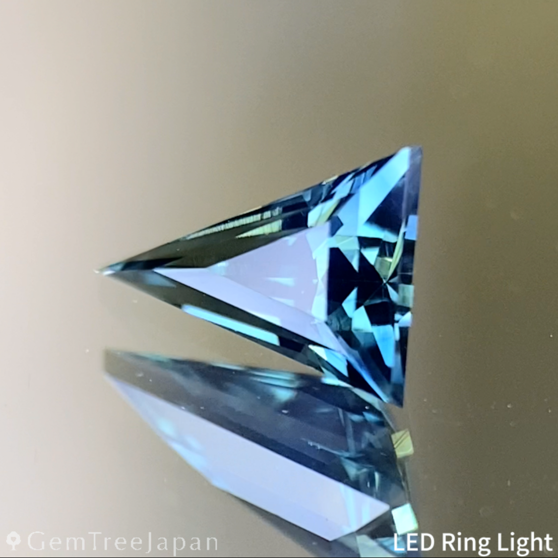 Teal Blue Sapphire 0.536ct / Nigeria