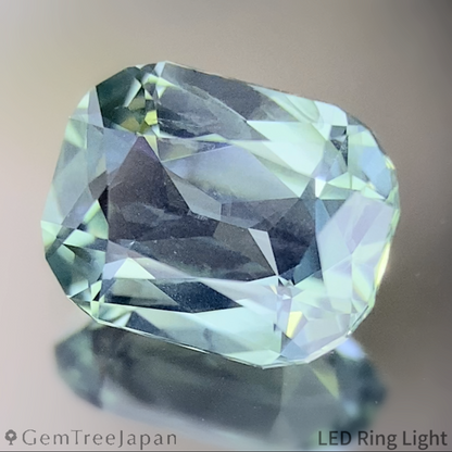 Bluish Light Green Sapphire 1.284ct / Kanchanaburi
