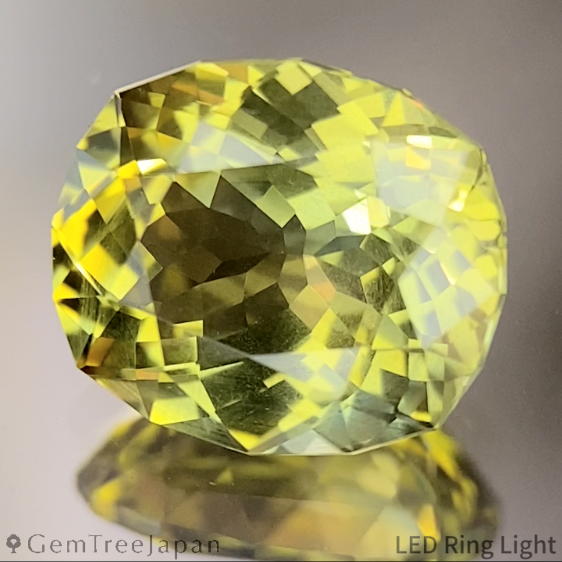 Unheated Sapphire 2.235ct / Kanchanaburi