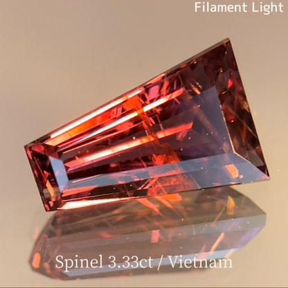 Purple Spinel 3.337ct / Vietnam