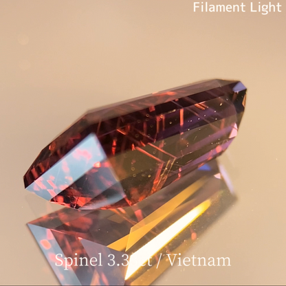 Purple Spinel 3.337ct / Vietnam