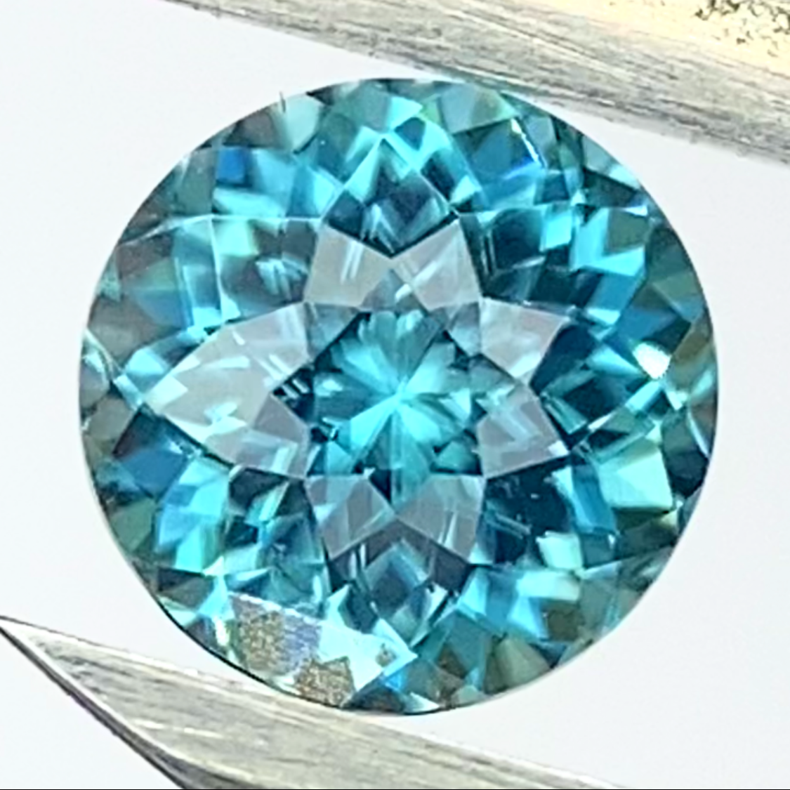 Blue Zircon 0.84ct