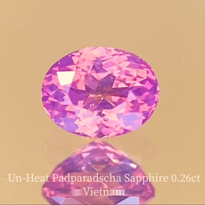 Un-Heat Padparadscha Sapphire 0.265ct / Vietnam