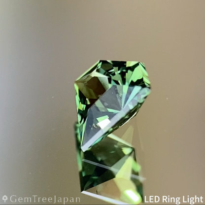 【お客さま専用】Yellowish Green Sapphire 0.263ct / Nigeria