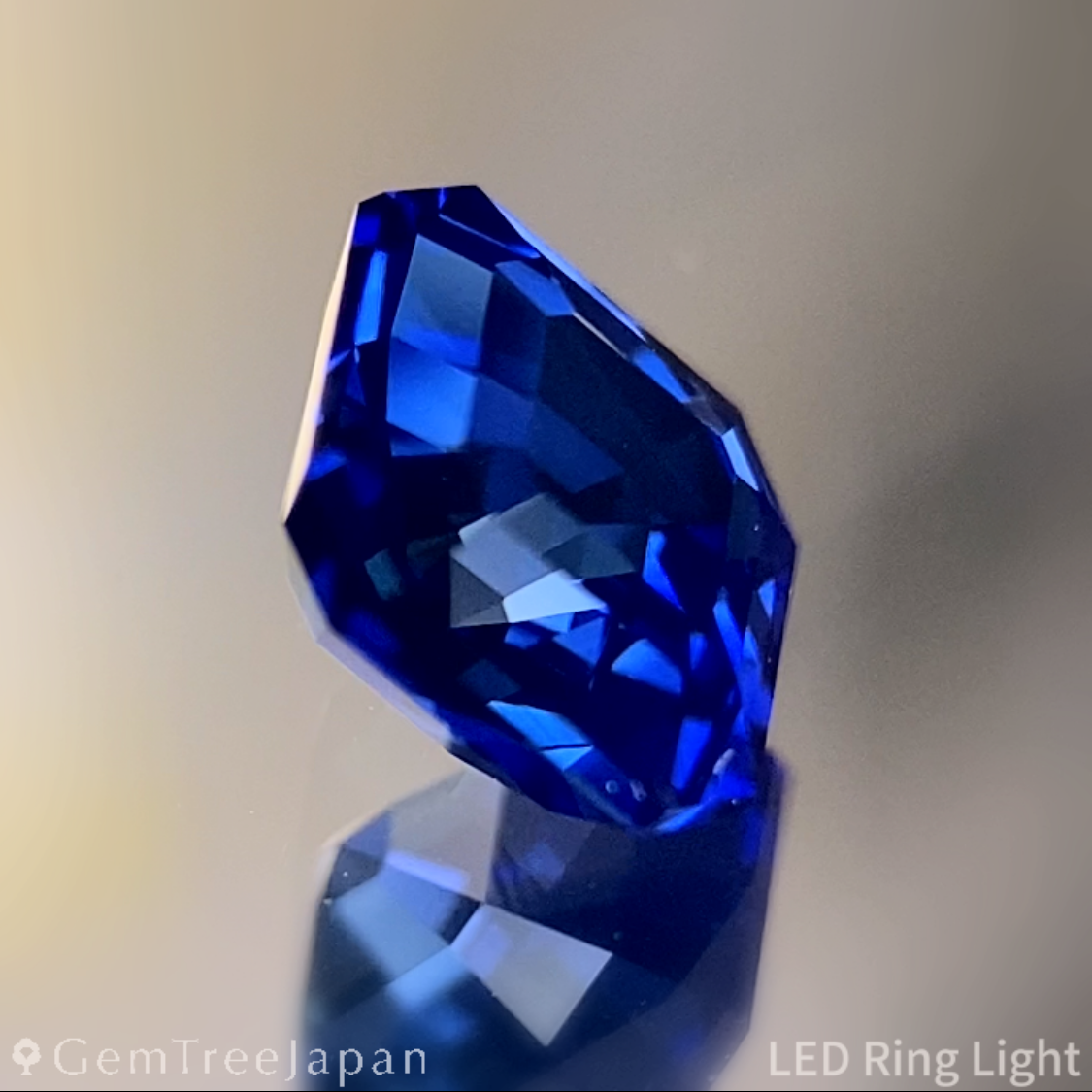 Cornflower Blue Sapphire 1.053ct / Burma