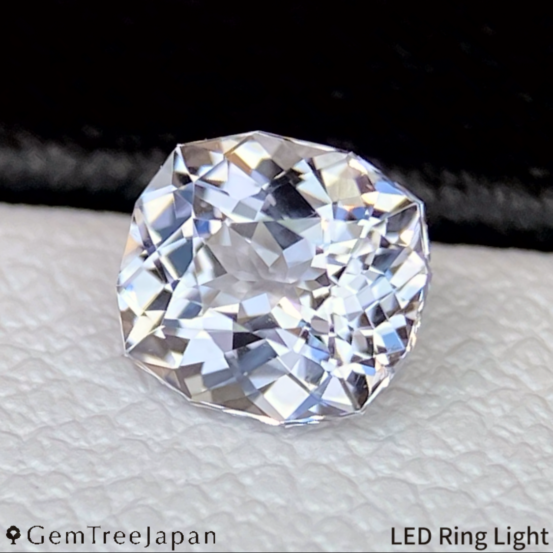 Colorless Spinel 0.688ct / Myanmar(Burma)
