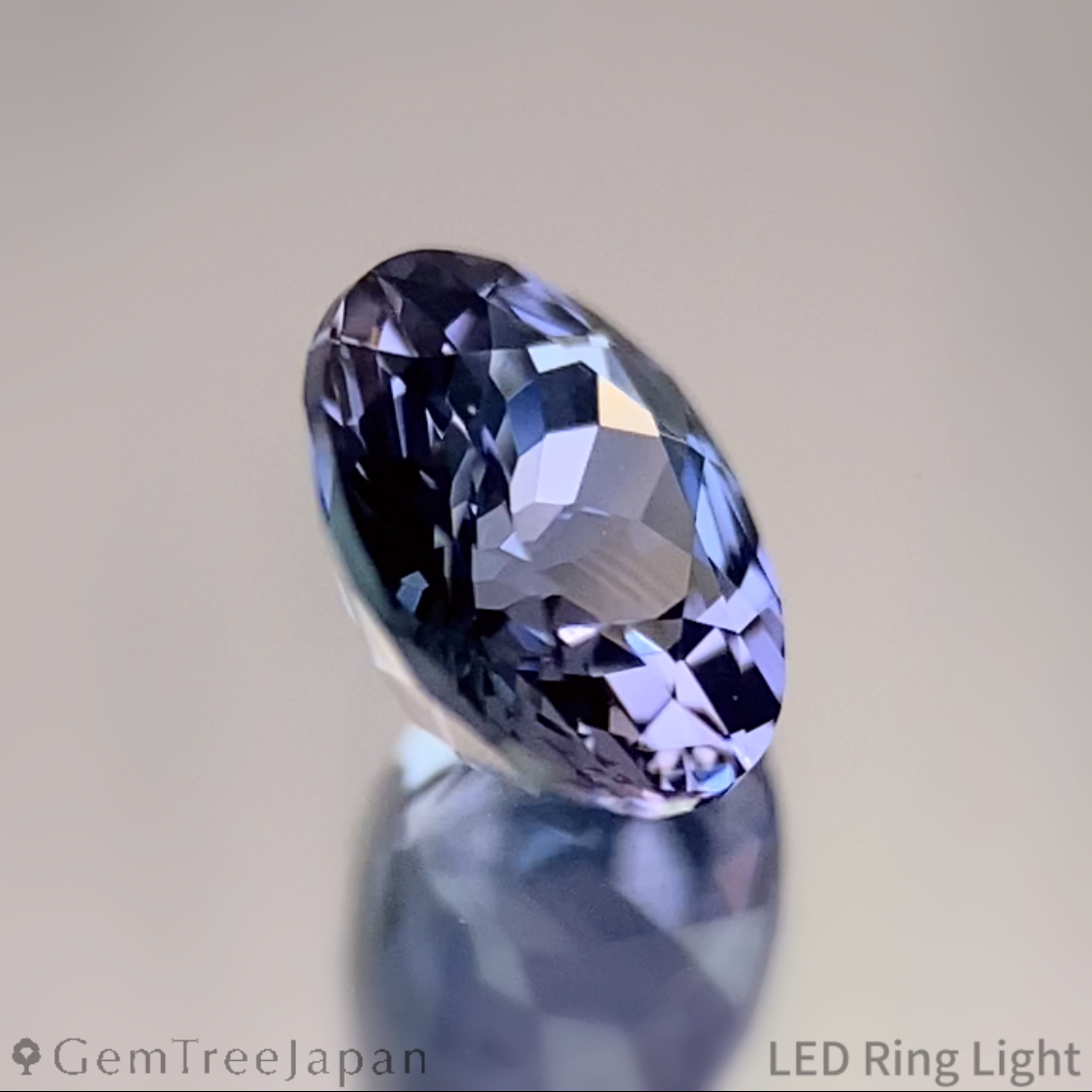 Purplish Blue Sapphire 0.656ct / Kanchanaburi