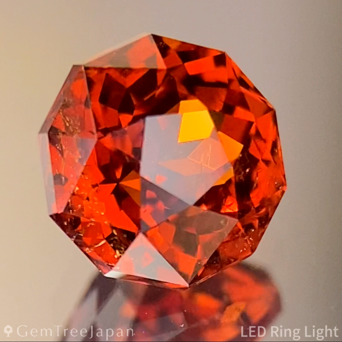 Spessartine Garnet 1.361ct / Nigeria