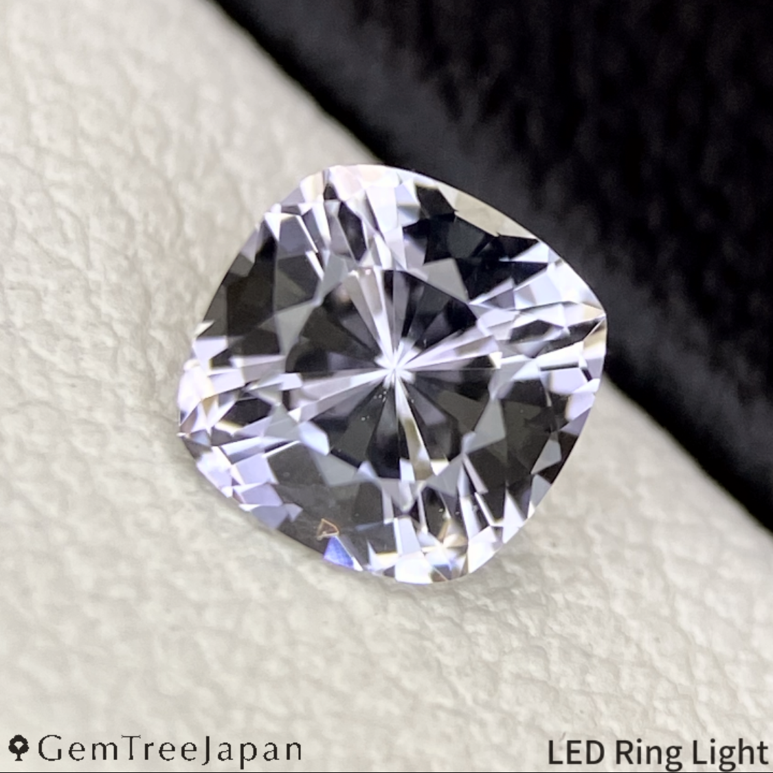 【Nori's Gem】Near Colorless Zoisite 0.647ct / Tanzania