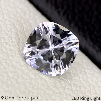 【Nori's Gem】Near Colorless Zoisite 0.647ct / Tanzania