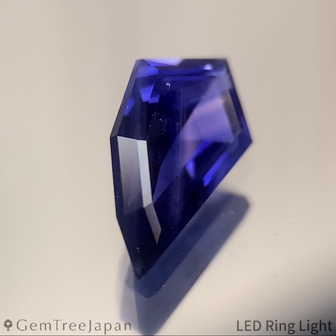 Un-Heat Sapphire 0.868ct / Kanchanaburi