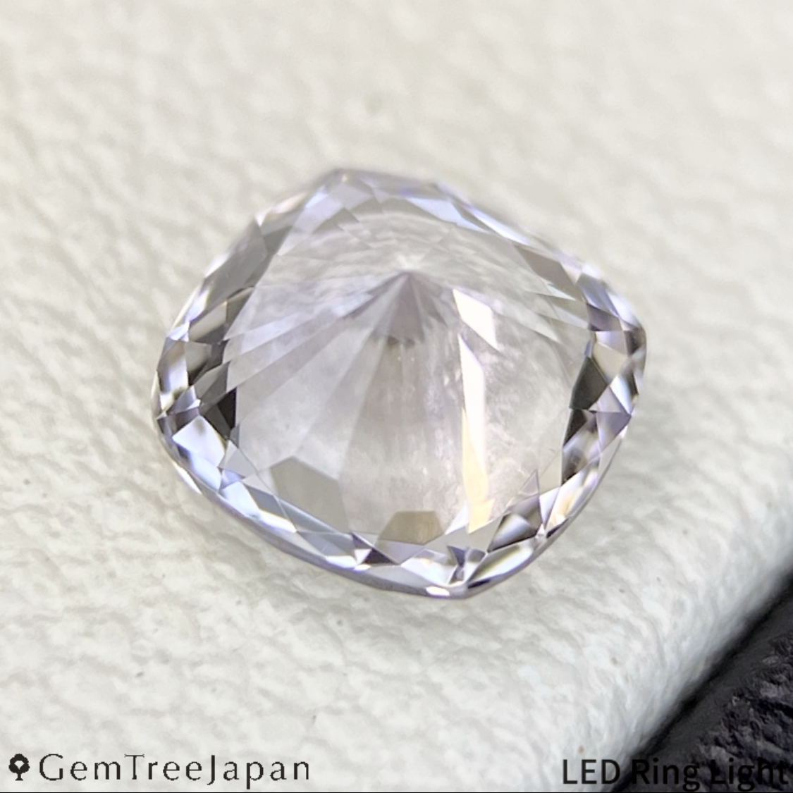 【Nori's Gem】Near Colorless Zoisite 0.647ct / Tanzania