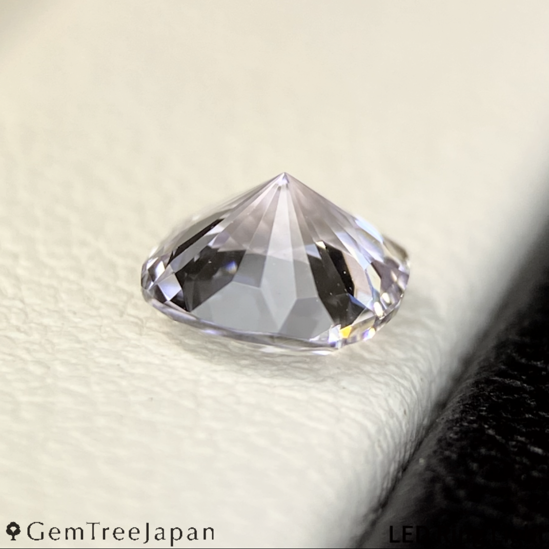 【Nori's Gem】Near Colorless Zoisite 0.647ct / Tanzania