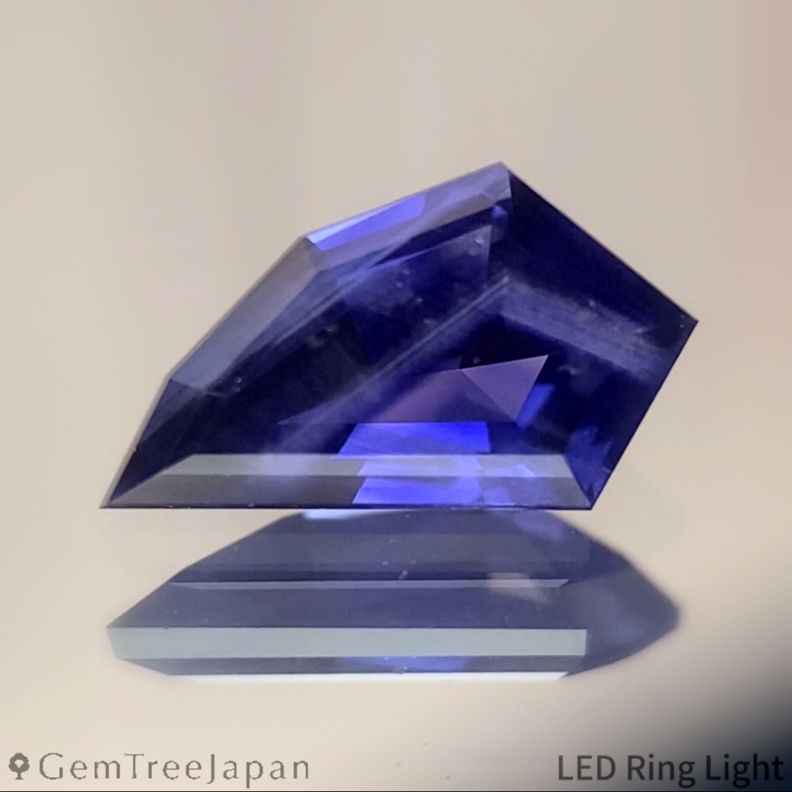 Un-Heat Sapphire 0.868ct / Kanchanaburi